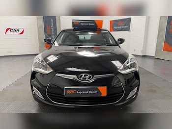 Used Hyundai Veloster 2013 for sale - 78350422: Photo
