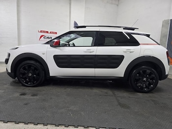 Used Citroen C4 Cactus 2017 for sale - 77422440: Photo