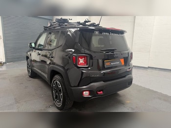 Used Jeep Renegade 2016 for sale - 78525074: Photo