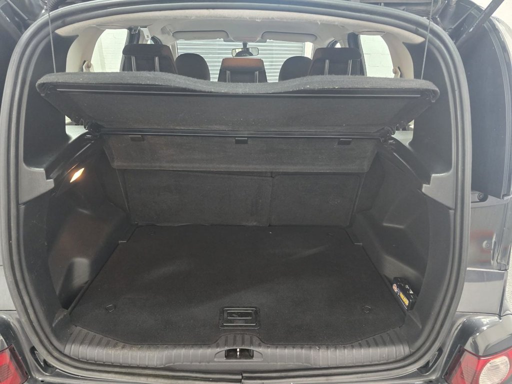 Used Citroen C3 Picasso 2010 for sale - 77780643: Photo 17