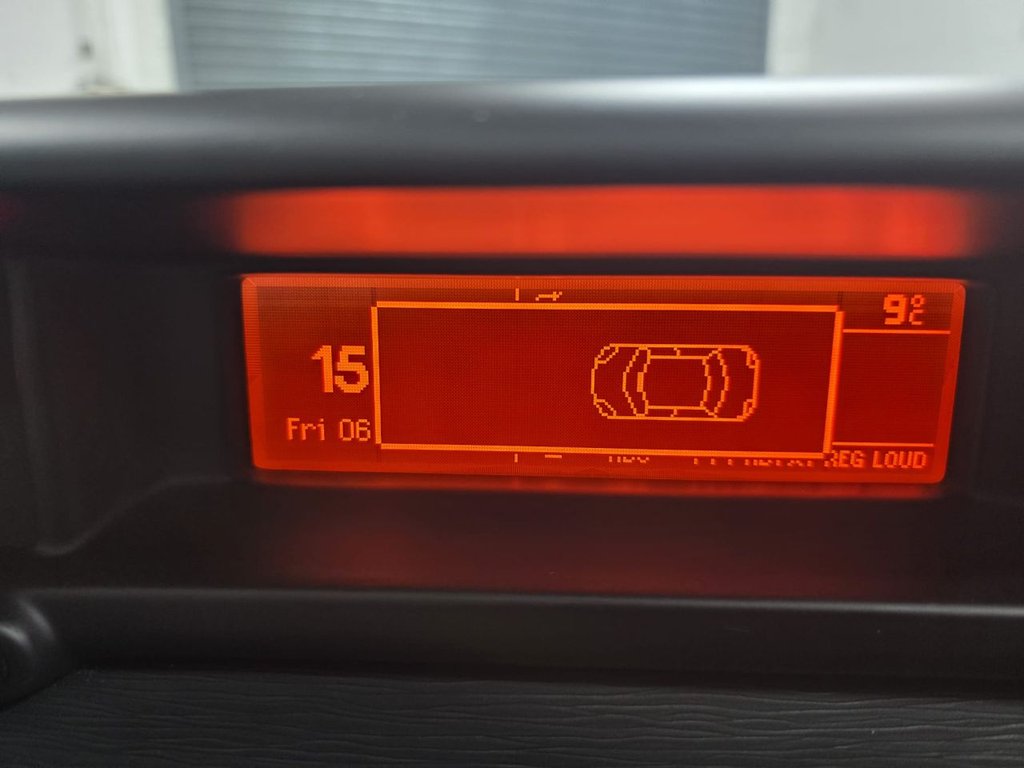 Used Citroen C3 Picasso 2010 for sale - 77780643: Photo 27