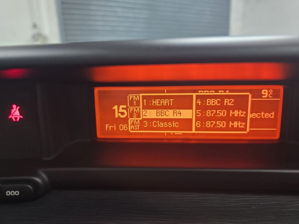 Used Citroen C3 Picasso 2010 for sale - 77780643: Photo 28