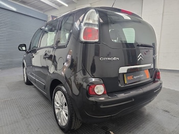 Used Citroen C3 Picasso 2010 for sale - 77780643: Photo