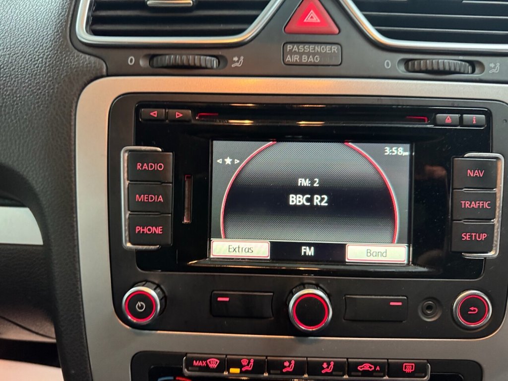 Used Volkswagen Scirocco 2012 for sale - 76582608: Photo 21