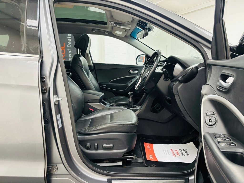 Used Hyundai Santa Fe 2014 for sale - 76520512: Photo 10