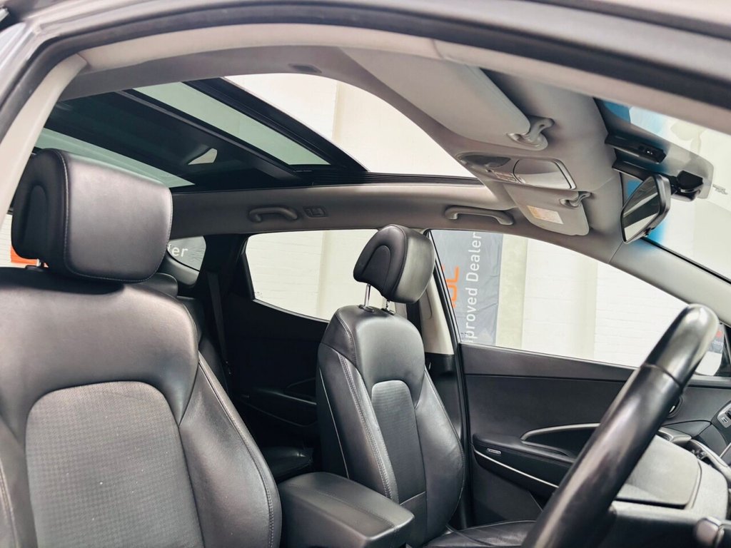 Used Hyundai Santa Fe 2014 for sale - 76520512: Photo 18