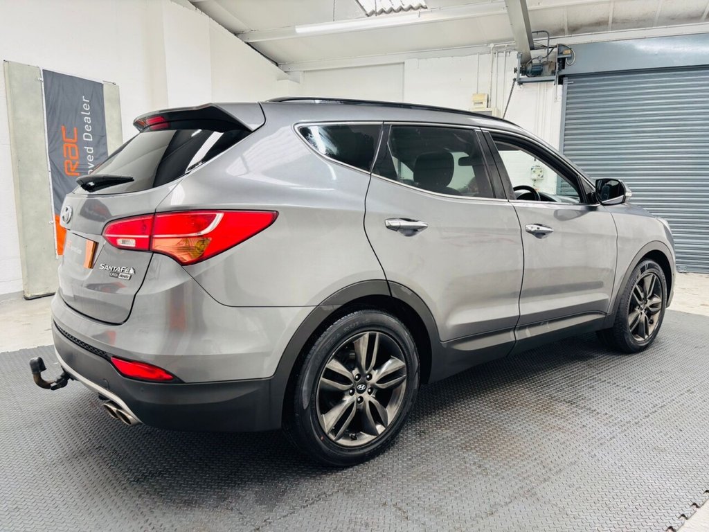 Used Hyundai Santa Fe 2014 for sale - 76520512: Photo 7