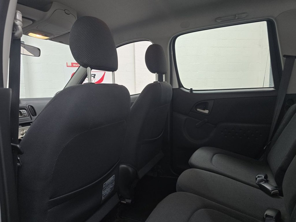 Used Toyota Yaris Verso 2005 for sale - 77621604: Photo 27