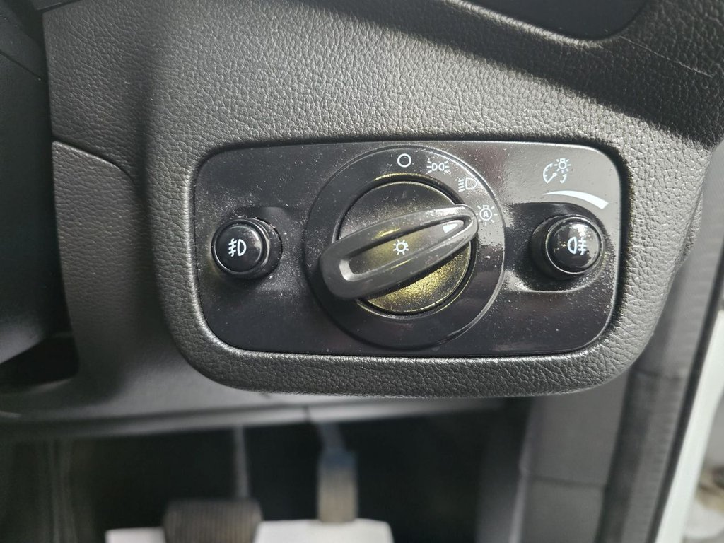 Used Ford Kuga 2016 for sale - 77594555: Photo 32