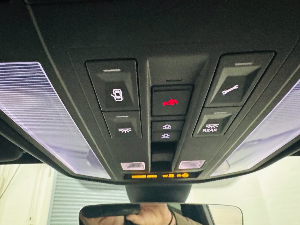 Used Volkswagen Touareg 2020 for sale - 76724607: Photo 20