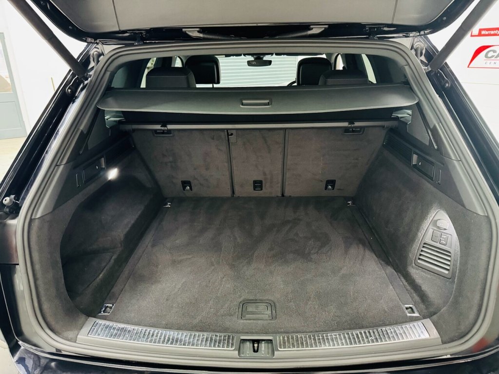 Used Volkswagen Touareg 2020 for sale - 76724607: Photo 31