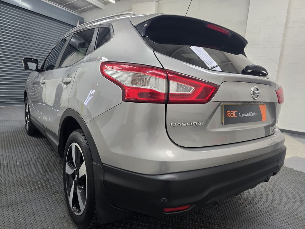 Used Nissan Qashqai 2017 for sale - 77571965: Photo 4