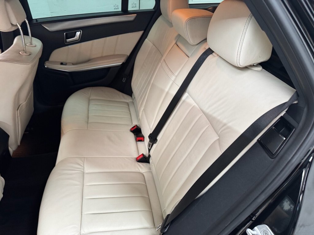 Used Mercedes-Benz E Class 2013 for sale - 76469858: Photo 28