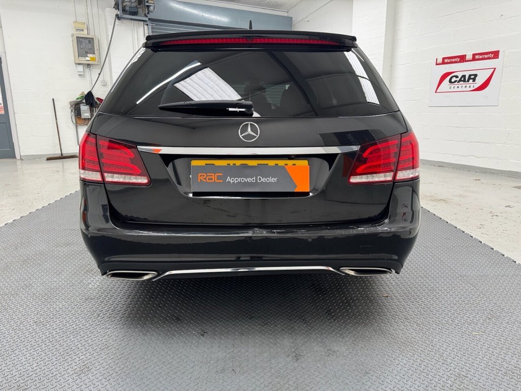 Used Mercedes-Benz E Class 2013 for sale - 76469858: Photo 5