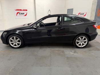 Used Mercedes-Benz C Class 2008 for sale - 78413854: Photo