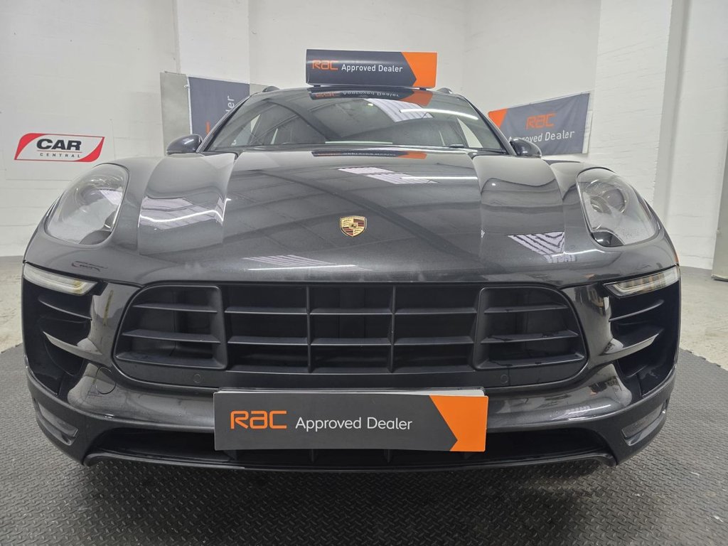 Used Porsche Macan 2017 for sale - 78043939: Photo 2