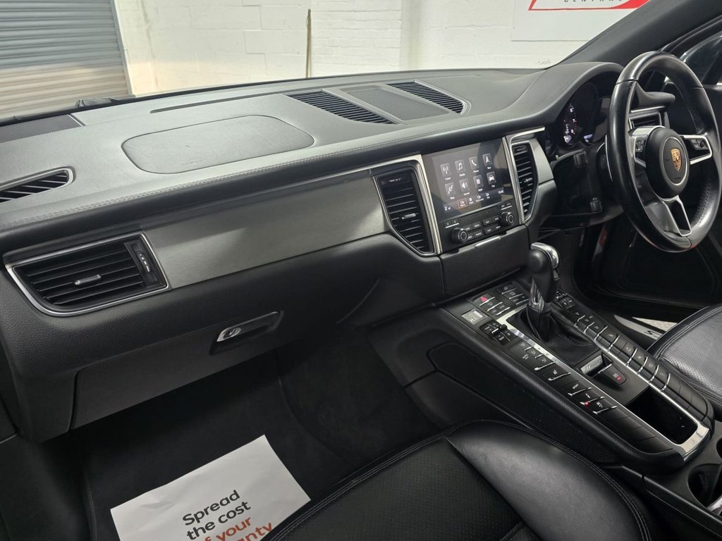 Used Porsche Macan 2017 for sale - 78043939: Photo 40