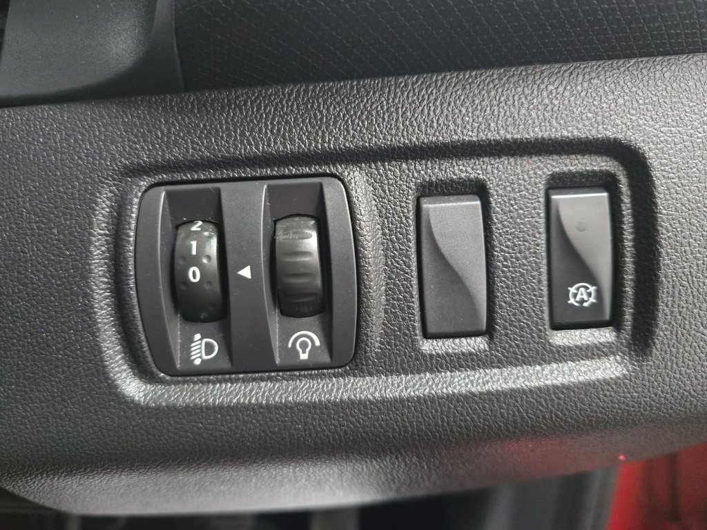 Used Renault Clio 2016 for sale - 78002324: Photo 10