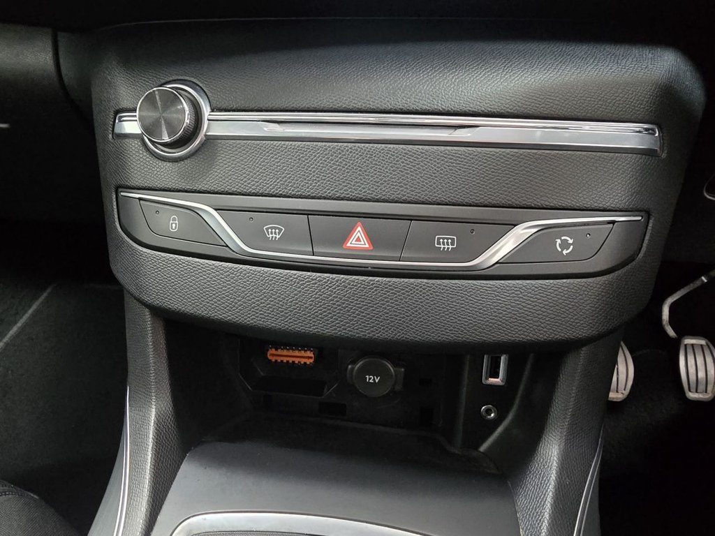 Used Peugeot 308 2015 for sale - 77891019: Photo 25