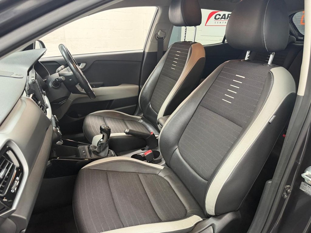 Used Kia Stonic 2019 for sale - 78082789: Photo 15
