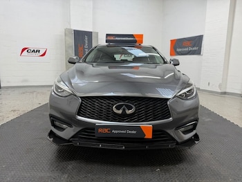 Used Infiniti Q30 2017 for sale - 77171939: Photo