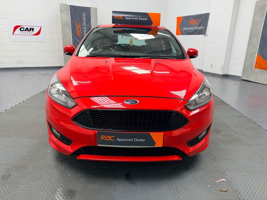 Used Ford Focus 2018 for sale - 77821296: Photo 2