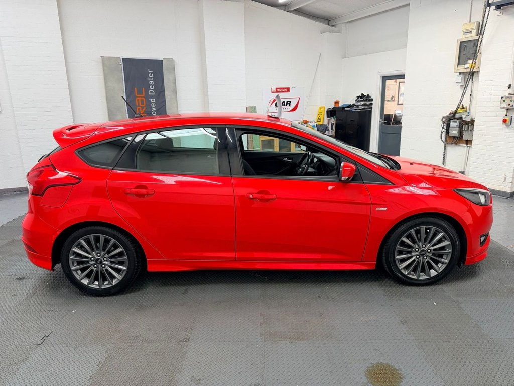 Used Ford Focus 2018 for sale - 77821296: Photo 7
