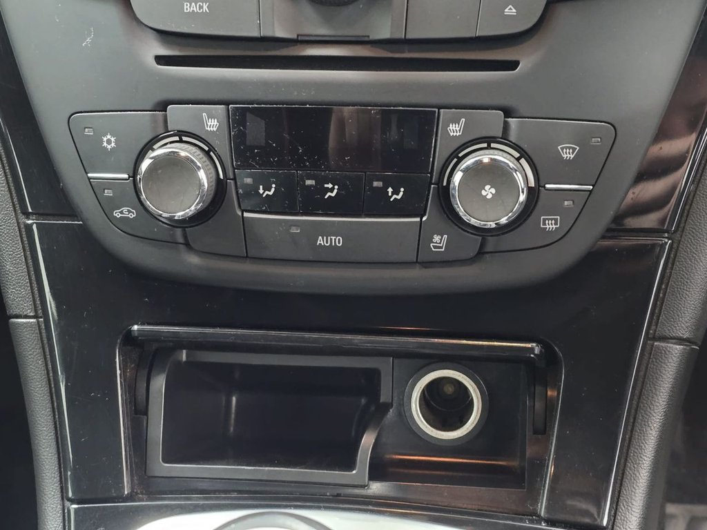 Used Vauxhall Insignia 2011 for sale - 77905105: Photo 24