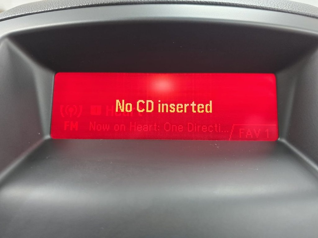 Used Vauxhall Insignia 2011 for sale - 77905105: Photo 29