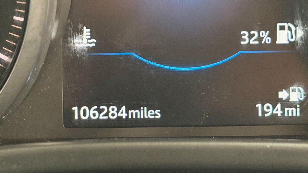 Used Jaguar XE 2017 for sale - 78096879: Photo 12