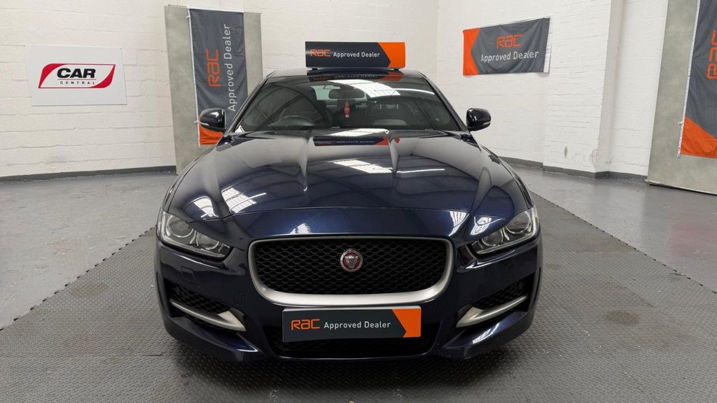 Used Jaguar XE 2017 for sale - 78096879: Photo 2
