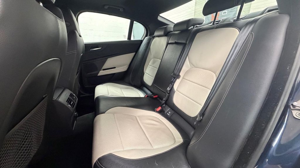 Used Jaguar XE 2017 for sale - 78096879: Photo 22