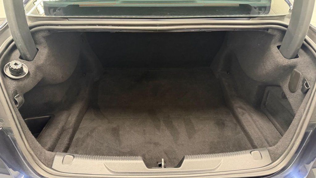 Used Jaguar XE 2017 for sale - 78096879: Photo 31