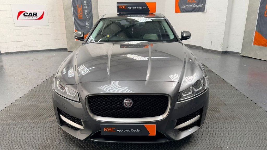 Used Jaguar XF 2016 for sale - 78110809: Photo 2