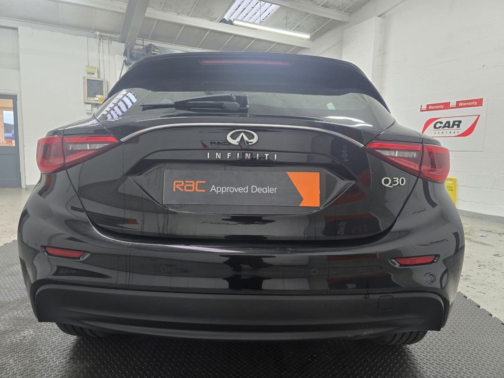 Used Infiniti Q30 2016 for sale - 77437403: Photo 5