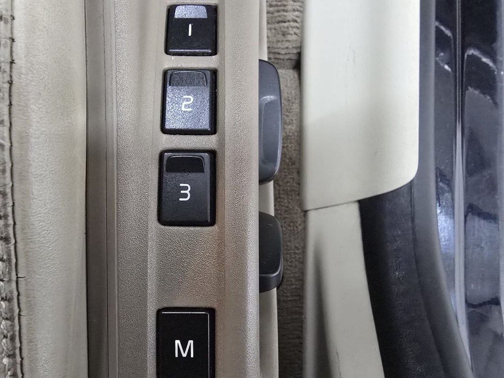 Used Volvo XC60 2009 for sale - 77534381: Photo 11