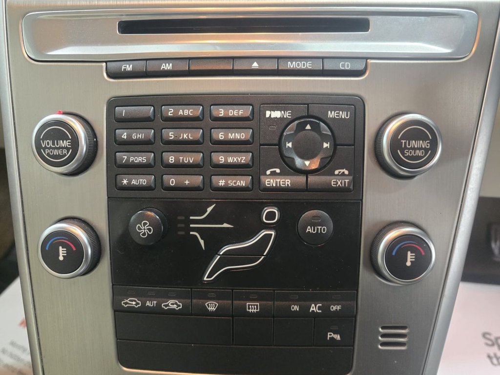 Used Volvo XC60 2009 for sale - 77534381: Photo 25