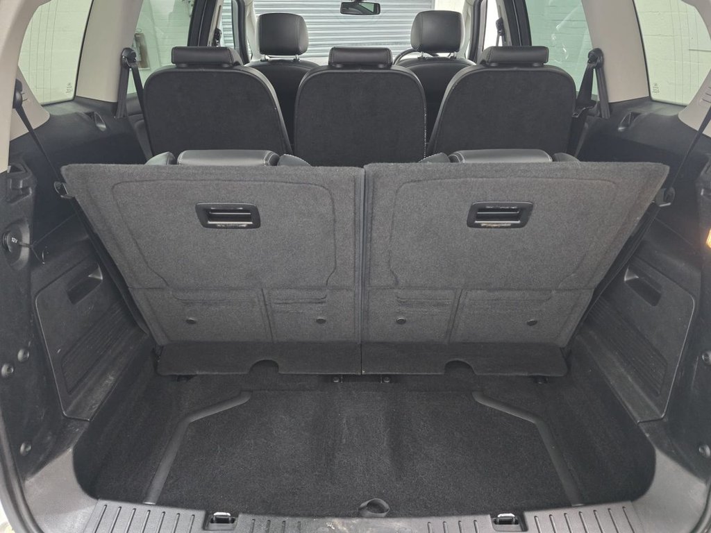 Used Ford S-Max 2014 for sale - 77734521: Photo 25