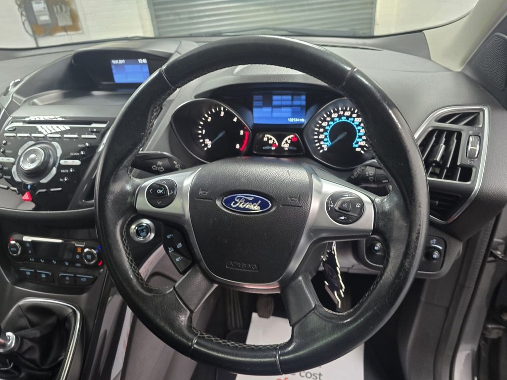 Used Ford Kuga 2015 for sale - 77693638: Photo 10