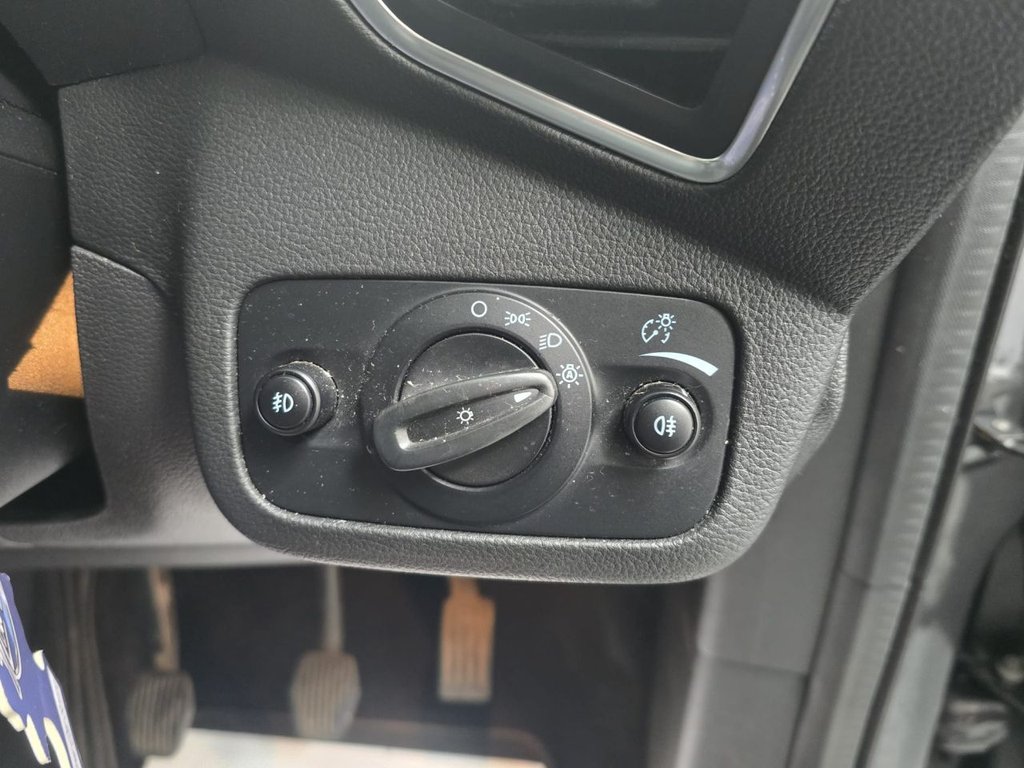 Used Ford Kuga 2015 for sale - 77693638: Photo 21