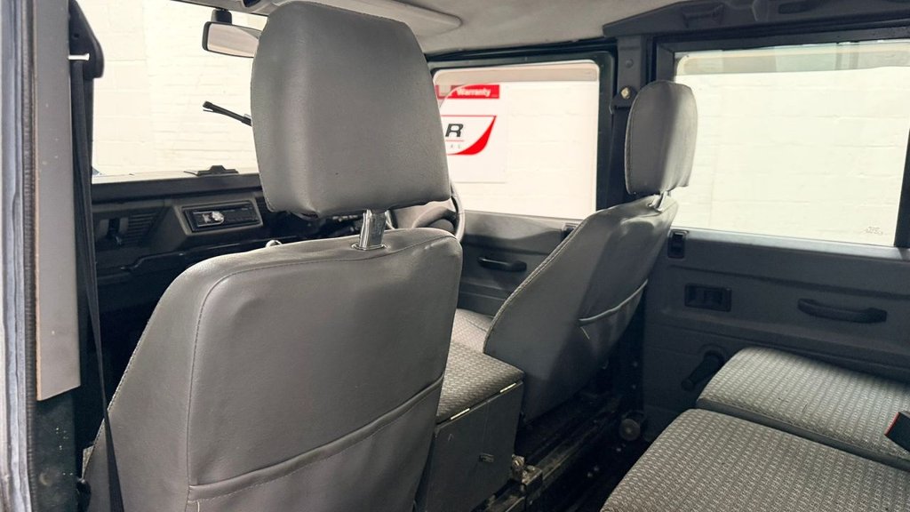 Used Land Rover Defender 110 1997 for sale - 77667240: Photo 13