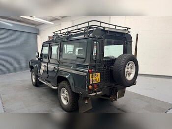 Used Land Rover Defender 1997 for sale - 77667240: Photo