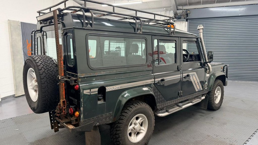 Used Land Rover Defender 110 1997 for sale - 77667240: Photo 5