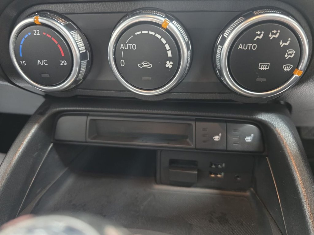 Used Mazda MX-5 2015 for sale - 77792369: Photo 22