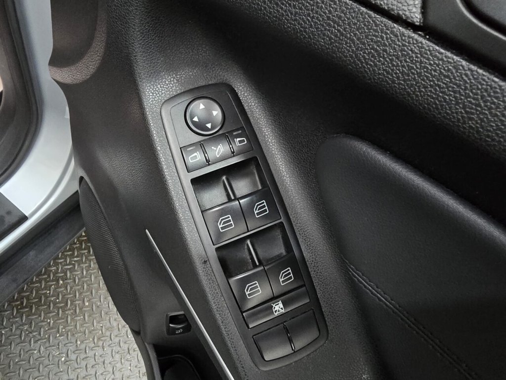 Used Mercedes-Benz M Class 2011 for sale - 77276248: Photo 31