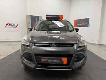 Used Ford Kuga 2016 for sale - 77122078: Photo