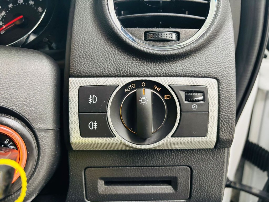 Used Vauxhall Antara 2013 for sale - 76496679: Photo 13