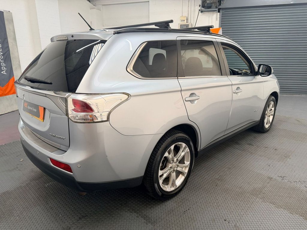 Used Mitsubishi Outlander 2014 for sale - 77703848: Photo 5