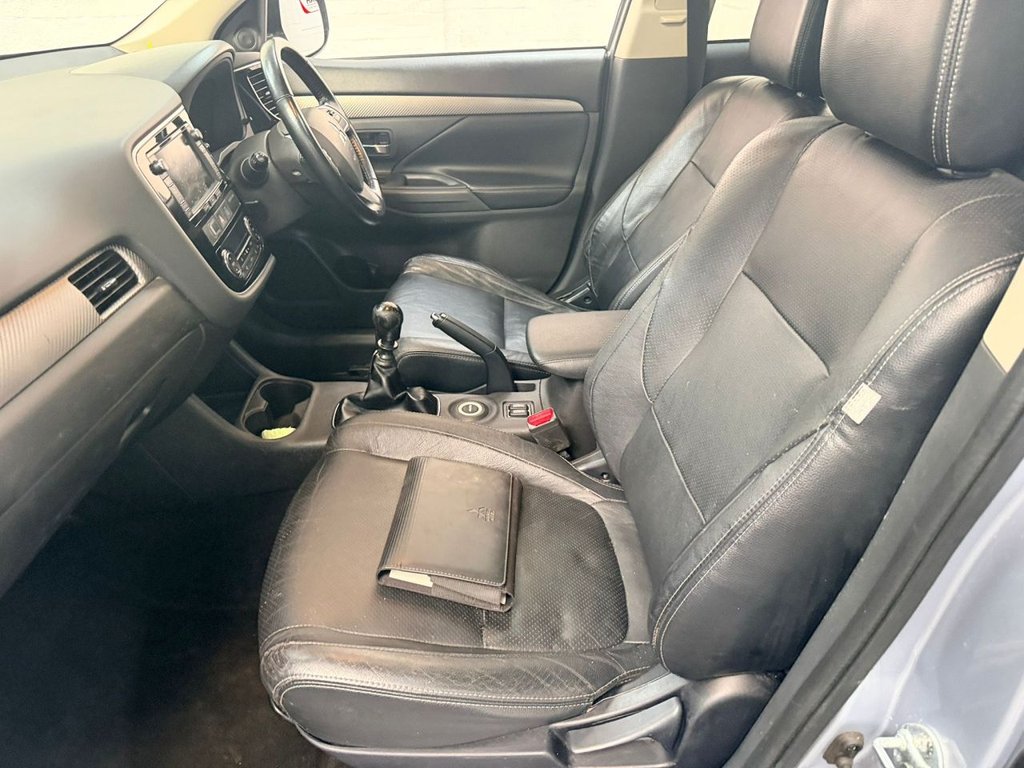 Used Mitsubishi Outlander 2014 for sale - 77703848: Photo 9