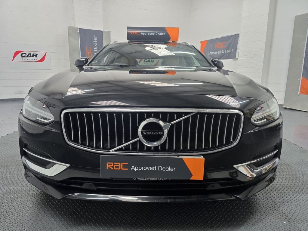 Used Volvo V90 2016 for sale - 77792291: Photo 2